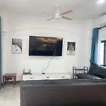 3 Bedroom Praitumnak Soi 4 By Daisy วิลล่า