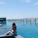 泰国芭提雅thebase无边游泳池公寓 อพาร์ทเม้น Pattaya