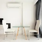 Center By K Apartment *