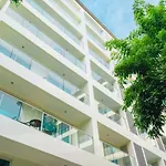 Hotel Centara