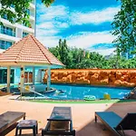 Hotel Centara