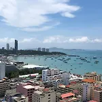 Edge Sea View อพาร์ทเม้น *