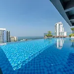 อพาร์ทเม้น The Point Pratumnak By Psr