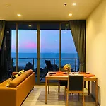 Cosy Seaview Two Bedrooms Nakula อพาร์ทเม้น