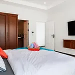 *city~house* 芭堤雅豪华泳池别墅近步行街 * Pattaya