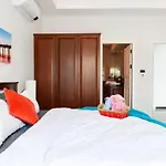 *city~house* 芭堤雅豪华泳池别墅近步行街 Villa