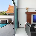 *city~house* 芭堤雅豪华泳池别墅近步行街