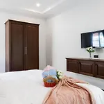 *city~house* 芭堤雅豪华泳池别墅近步行街 Villa Pattaya