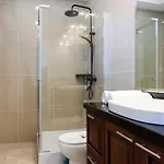Villa *city~house* 芭堤雅豪华泳池别墅近步行街 *