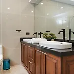 *city~house* 芭堤雅豪华泳池别墅近步行街 *