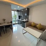 Arcadia Continental Hotel *