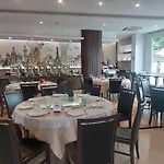 Vareena Palace Hotel