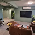 Hostel Glur Walking Street Pattaya