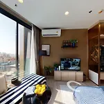Apartment The Edge Infinity *