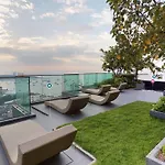 Apartment The Edge Infinity *