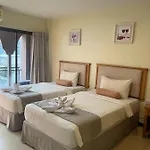 Babylon Hotel 3*