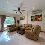 Villa 2-3br Huge Pool, Bbq, 300m-beach, 8 Mins To Walking Street *