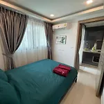 Arcadia Beach Continental