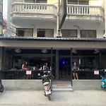 Splash Bar And