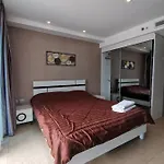 Centara Avenue Residence