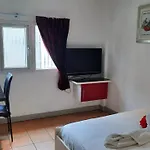 โรงแรม Swiss Food Restaurant And For Rent Pattaya