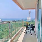อพาร์ทเม้น Grande Carribean L Guest Friendly L Seaview Pool View In Pattaya