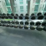 Stylish Condo With Blazing Fast Fiber Internet, Pool, Sauna, Steam Room, Gym - Guest Friendly