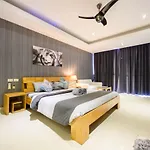 Cozy Resort, A Boutique