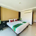 Tycoon By Goad Avadhess Hospitality 1km Walking Street โรงแรม