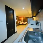 Tycoon By Goad Avadhess Hospitality 1km Walking Street โรงแรม 3*