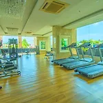 In Garden Tower Pool, Sauna & Gym 1 Km From Walking Street