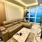 Luxsl Luxurystyleoflife 4 * Pattaya
