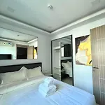 Arcadia Beach Continental อาคาเดีย บีช คอนติเนนทอล