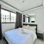 Arcadia Beach Continental อาคาเดีย บีช คอนติเนนทอล
