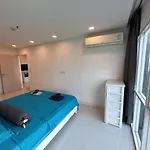 One Tower 1 Bed 105 By Thaiminatorpattaya อพาร์ทเม้น Pattaya