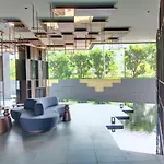 Edge Lux อพาร์ทเม้น Pattaya