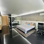 Superbe Studio 45 Sqm Central Pattaya