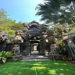 Resort K2 Xanadu Pool