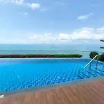 The Peak Towers 28 Floor Studio With Sea View