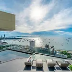 The Edge X Monthstayz Thailand * Pattaya