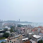 Edge Luxury Ocean View อพาร์ทเม้น *