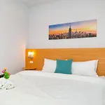 Relax Pool Near Walking Street,jacuzzi ,bbq 5bed 6bath House54 * Pattaya