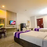 Embryo Hotel