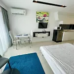 Chez In Ccr * Pattaya