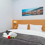 Relax Pool Near Walking Street,jacuzzi ,bbq 5bed 6bath House54 Pattaya