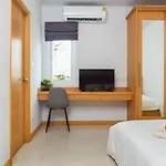 Relax Pool Near Walking Street,jacuzzi ,bbq 5bed 6bath House54 * Pattaya