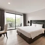 Sirin Exclusive And โรงแรม 4*