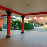 Villa The Park Pool