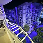 Large Luxury - Centre - Grand Avenue Residences, Pool View - 716 Pattaya