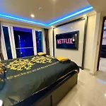Large Luxury - Centre - Grand Avenue Residences, Pool View - 716 * Pattaya